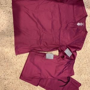 Men’s Jaanuu scrub set. *NWT* Size Large